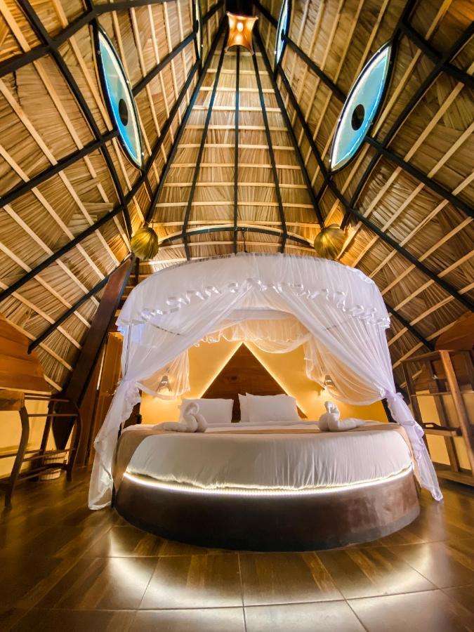 Hotel Igabara Hobbit House Tangalle Esterno foto