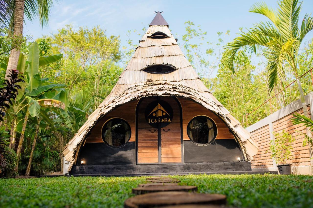 Hotel Igabara Hobbit House Tangalle Esterno foto